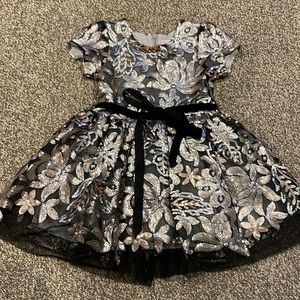 Halabaloo sequin holiday dress